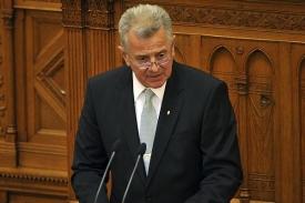 Budoucí prezident Maďarska Schmitt.